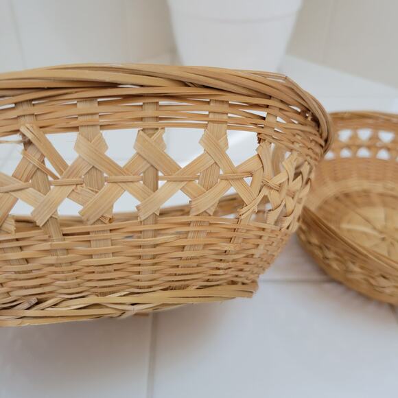 Set of Two Wicker Baskets for Wall Hanging or Display, 8.5" - Picture 5 of 7